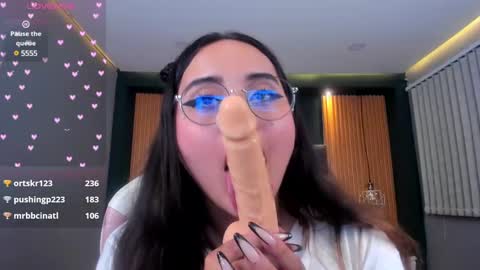 Snapshot of ana_taylor2 chatting on January 21, 11:45 pm Ana online show from January 21, 11:45 pm