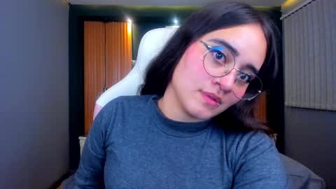 Snapshot of ana_taylor2 chatting on March 1, 12:39 am Ana online show from March 1, 12:39 am