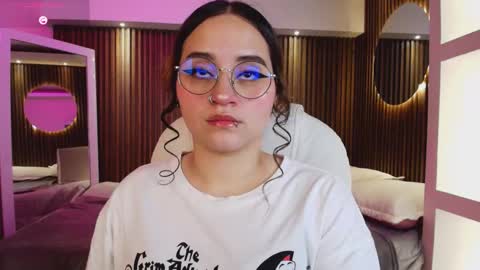 Snapshot of ana_taylor2 chatting on October 2, 7:54 pm Ana online show from October 2, 7:54 pm