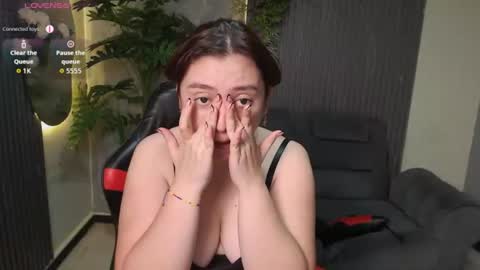 Snapshot of anaa_rosee chatting on August 4, 6:32 pm Ana online show from August 4, 6:32 pm