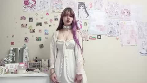 Malvina online show from June 10, 8:19 pm
