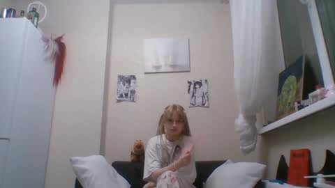 Malvina online show from June 21, 5:59 pm