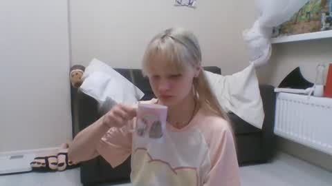 Malvina online show from July 23, 4:27 pm