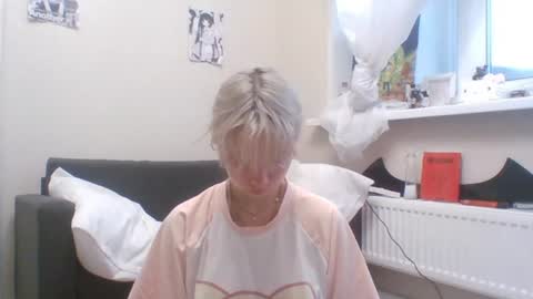 Malvina online show from July 30, 3:11 pm