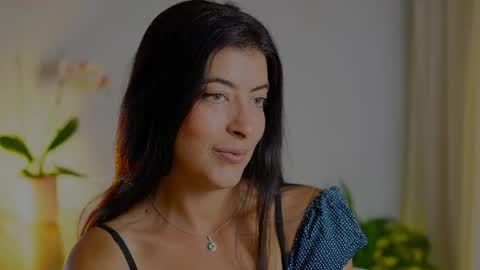 anabelcurvy online show from May 26, 8:27 pm