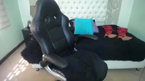 Anabella online show from January 16, 2:41 pm