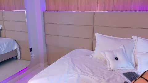Snapshot of anabelleray chatting on September 24, 7:39 pm anabelleray online show from September 24, 7:39 pm