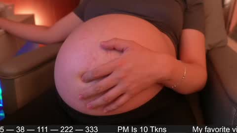 Snapshot of anah_ chatting on April 22, 12:57 am IG Soyanah online show from April 22, 12:57 am