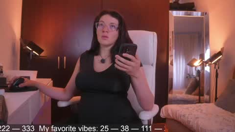 Snapshot of anah_ chatting on May 28, 10:29 pm IG Soyanah online show from May 28, 10:29 pm