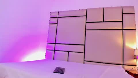 Snapshot of anahia_sexygirl chatting on July 5, 4:19 am Anahia online show from July 5, 4:19 am
