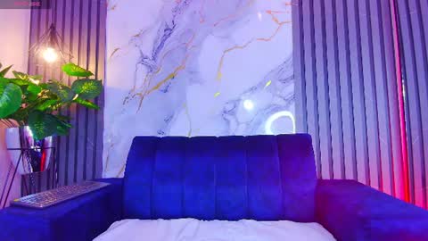 Snapshot of anahia_sexygirl chatting on July 20, 7:49 pm Anahia online show from July 20, 7:49 pm