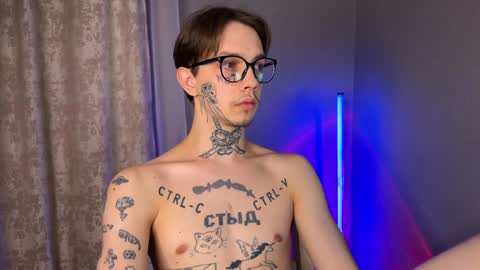 simon online show from January 8, 8:50 pm