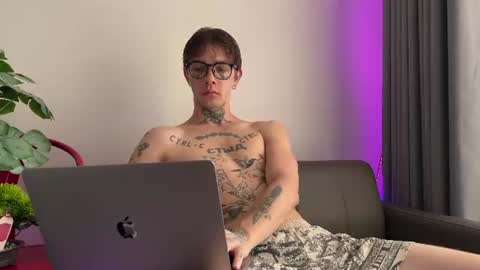 simon online show from July 7, 1:41 am