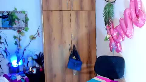 Snapshot of anai_valentinex chatting on July 14, 2:05 am anai_valentinex online show from July 14, 2:05 am