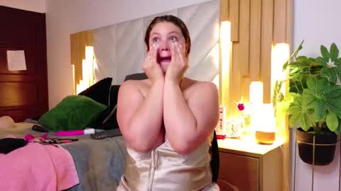 Anaise  online show from September 13, 11:43 am