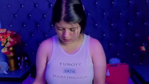 Snapshot of analybigboobs chatting on October 11, 4:22 am catherin owen online show from October 11, 4:22 am