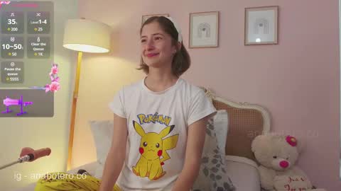 Ana Mara Botero online show from March 12, 7:38 pm