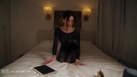 Snapshot of anamuse chatting on February 22, 9:35 pm Ana online show from February 22, 9:35 pm