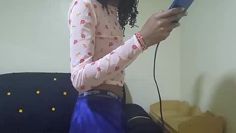 Snapshot of ananablossom chatting on July 10, 7:12 am Ananablossom online show from July 10, 7:12 am