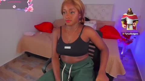 A N A  my connection hours are from 600 pm to 12 pm Colombian time online show from February 5, 1:15 am