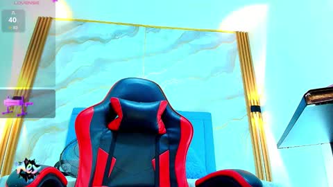 A N A P A U L A online show from March 4, 5:24 am