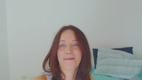 anapereira12 online show from May 19, 4:24 pm