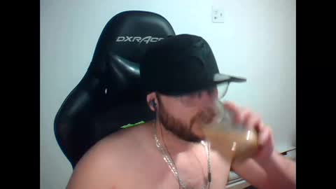 anarchyy1994 online show from May 22, 7:59 am