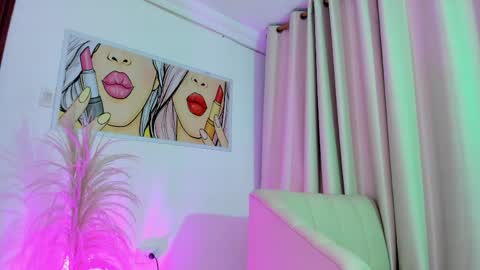 Ana online show from April 16, 9:50 pm