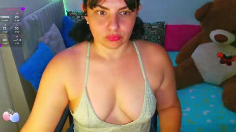 Ana online show from May 22, 1:17 pm