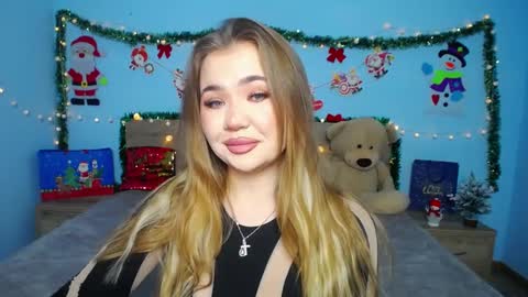 Snapshot of anastacyyellig chatting on January 10, 12:38 am anastacyyellig online show from January 10, 12:38 am