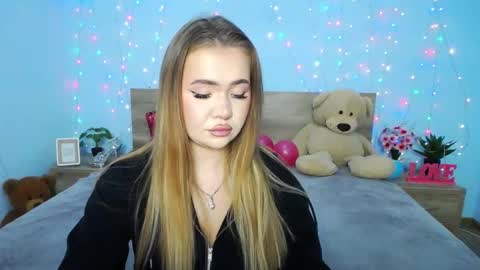 Snapshot of anastacyyellig chatting on January 14, 11:27 pm anastacyyellig online show from January 14, 11:27 pm