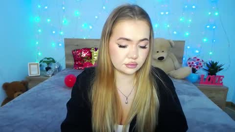 Snapshot of anastacyyellig chatting on January 15, 6:12 am anastacyyellig online show from January 15, 6:12 am