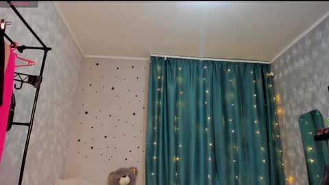 Snapshot of anastasia_gold1 chatting on December 31, 12:11 am anna online show from December 31, 12:11 am