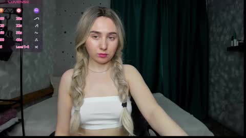 Snapshot of anastasia_gold1 chatting on February 21, 5:56 am anna online show from February 21, 5:56 am