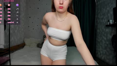 Snapshot of anastasia_gold1 chatting on March 5, 2:46 am anna online show from March 5, 2:46 am