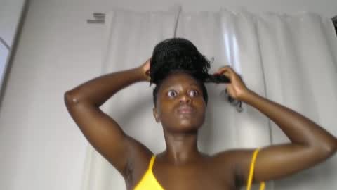 Snapshot of anayah002 chatting on January 7, 4:50 am mayah online show from January 7, 4:50 am