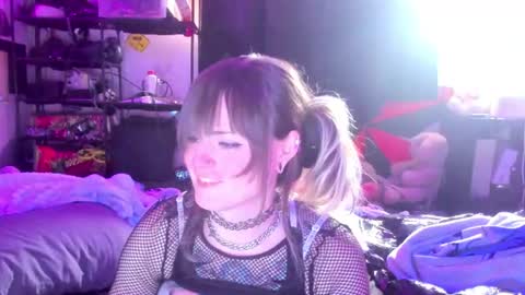 Snapshot of anchew chatting on August 2, 7:12 pm ANIME NIGHTS JOIN OUR DISCORD online show from August 2, 7:12 pm