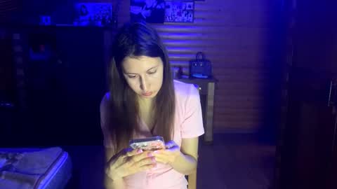 Snapshot of ancohill chatting on November 1, 5:04 pm Ashley Cooper online show from November 1, 5:04 pm