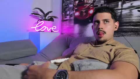 Snapshot of ander_perez chatting on December 19, 4:03 pm ANDER online show from December 19, 4:03 pm