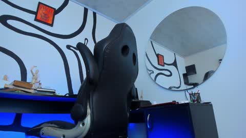 Andrs   -                   online show from December 4, 1:48 am