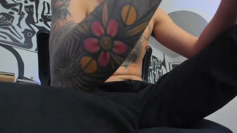 Andrs   -                   online show from March 26, 12:17 am