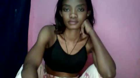 Snapshot of andohh237973 chatting on November 12, 11:36 pm andohh237973 online show from November 12, 11:36 pm