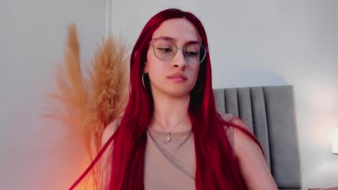 Andra Cyrus online show from January 14, 5:34 pm