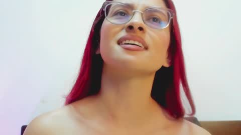 Andra Cyrus online show from February 4, 11:38 am