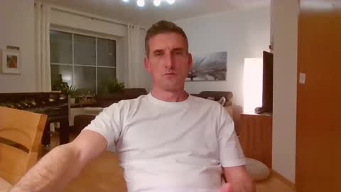 Name online show from December 1, 10:10 pm