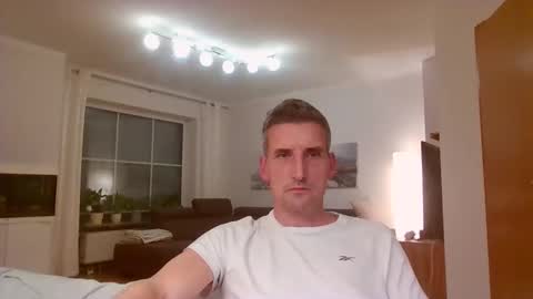 Name online show from November 10, 8:41 pm