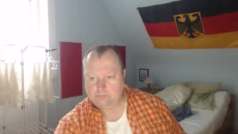 Snapshot of andre124231 chatting on September 15, 2:39 pm Andre online show from September 15, 2:39 pm