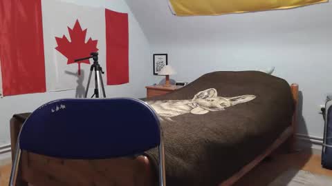 Snapshot of andre124231 chatting on October 9, 5:11 pm Andre online show from October 9, 5:11 pm