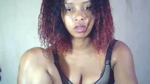 andre415913 online show from February 15, 7:05 am