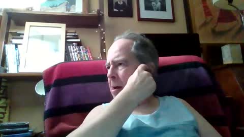 Snapshot of andre6045 chatting on January 15, 6:22 pm andre6045 online show from January 15, 6:22 pm